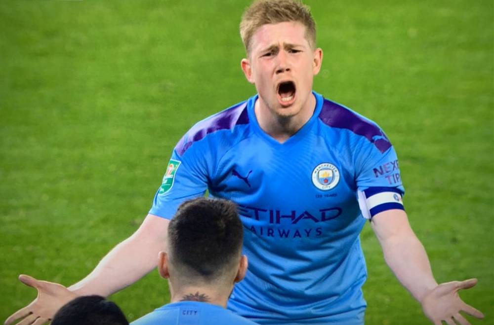 发飙是双线大赢家！王刚情商引热议 塞帅坐实讨薪！前大连双星都成冠军了（双线登顶成最大赢家！王刚高情商出圈，塞帅讨薪坐实，昔日大连双星齐捧杯）