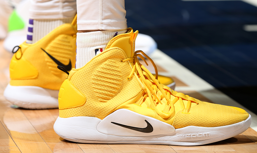 加纳国脚弗朗西斯已经在日本接受手术，之后将返回法国康复（加纳国脚弗朗西斯已在日本完成手术，将赴法国康复）