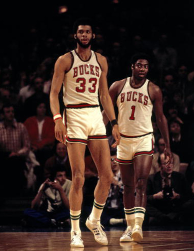 诺伊尔：虽然对阵巴黎不是场淘汰赛，但对我们而言是荣誉之战（诺伊尔：与巴黎交锋虽非淘汰赛，对我们却是尊严之战）