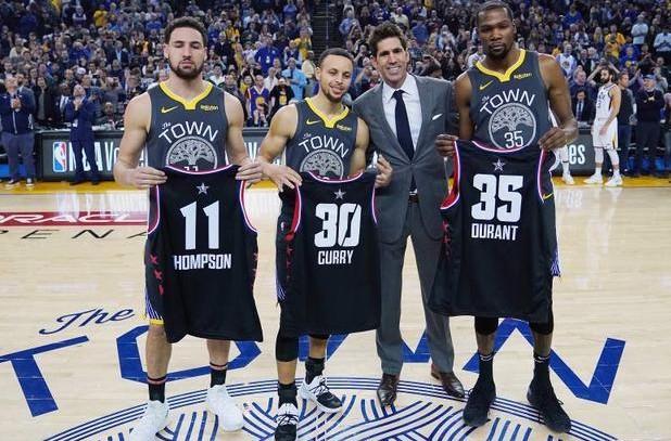 半场：科莫1-0萨索洛，杜维卡斯破门，尼科-帕斯倒钩射门被扑（半场战报：科莫暂1-0萨索洛，杜维卡斯建功，尼科-帕斯倒钩被扑出）