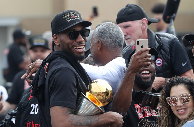 萨哈：麦克托米奈可以在皇马和巴萨踢球，甚至拜仁慕尼黑（萨哈：麦克托米奈足以效力皇马、巴萨，乃至拜仁）