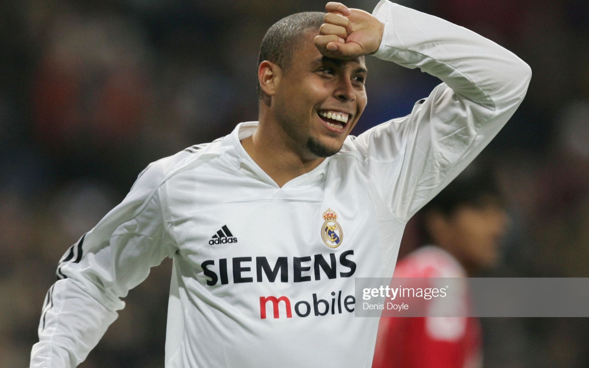 1-1战平，利物浦丢三分！英超积分榜：切尔西1-3惨败，阿森纳稳居榜首（英超综述：利物浦1-1憾平无缘三分，切尔西1-3不敌，阿森纳继续领跑积分榜）