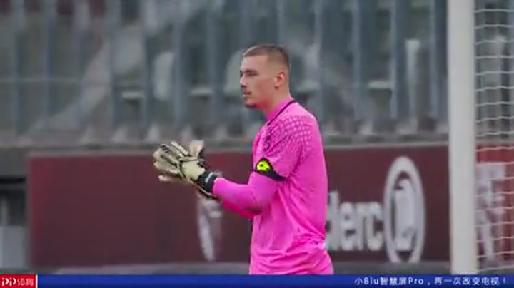 暂停关闭皮斯胡安球场，塞维利亚足球俱乐部坚决反对不公平处罚（塞维利亚俱乐部强烈抗议不公惩罚，反对暂时关闭皮斯胡安球场）