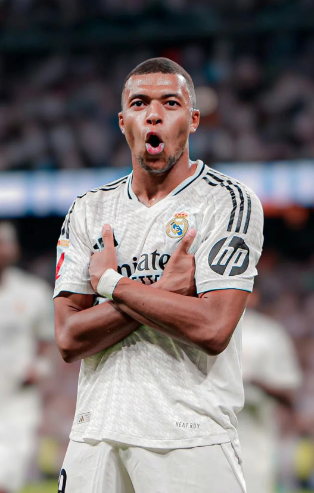 泽林斯基：我们感到愤怒，在场上看那绝不是一次犯规（泽林斯基：我们很愤怒，那球绝对不是犯规）